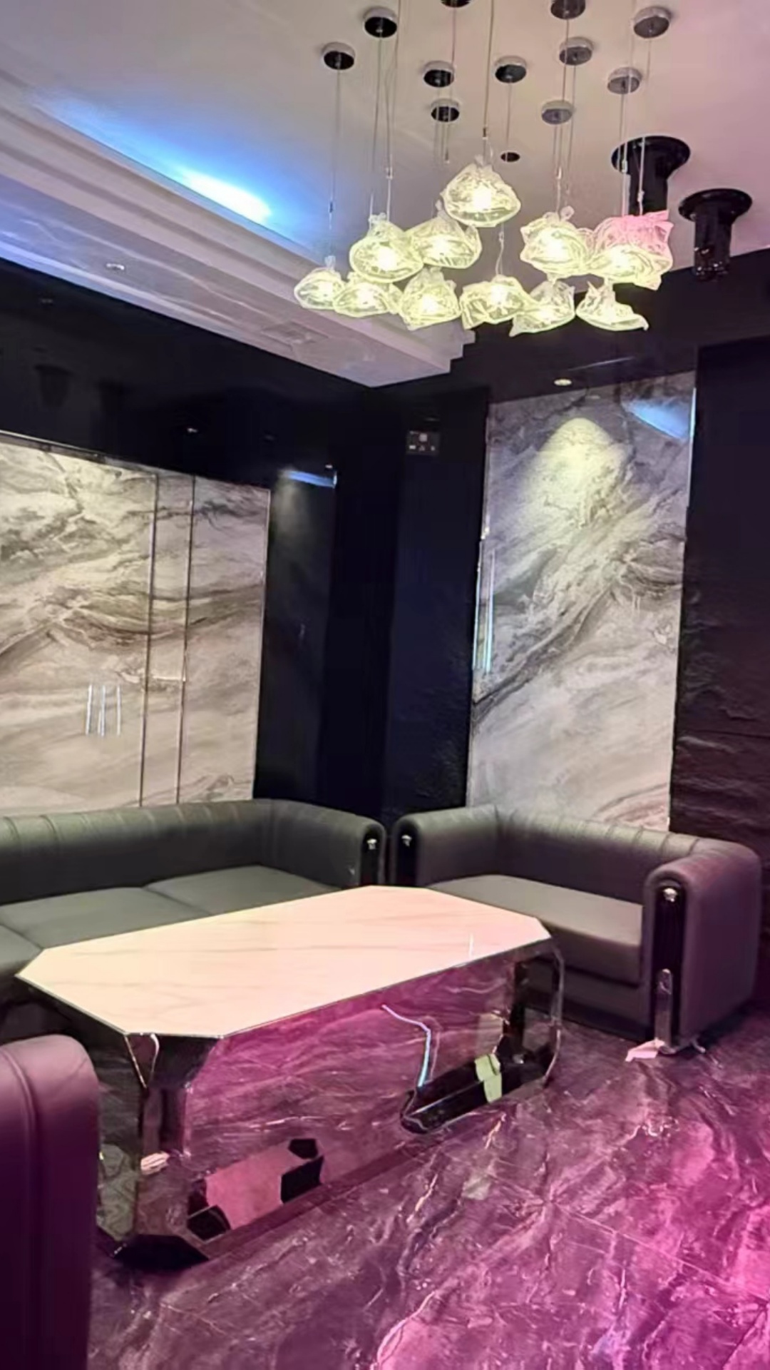 豪华包厢内部环境